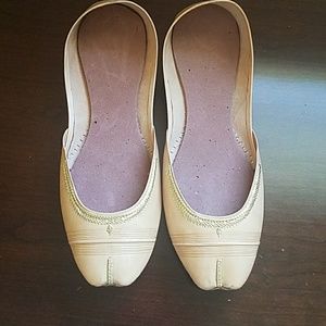 Pakistani/Indian shoes flats